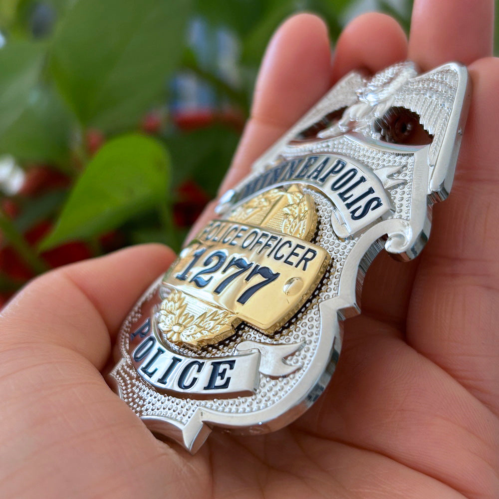 US MPD Minneapolis Police Officer Badge #1277
