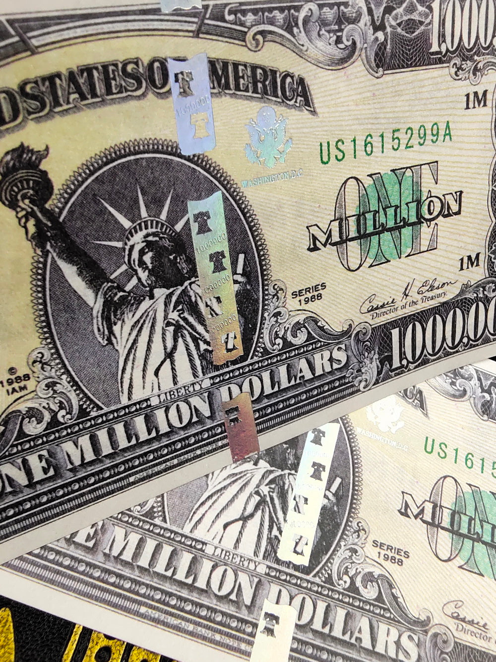 100 Pcs Of One Million Dollars US Statue Of Liberty Novelty Notes Banknotes Paper Money UNC Stack