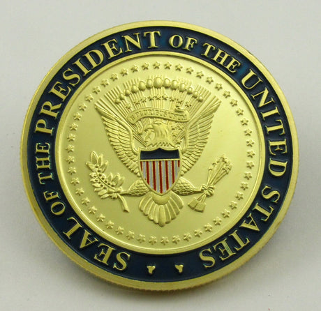 2020 US Reelection President Donald Trump Keep America Great Gold Challenge Coin