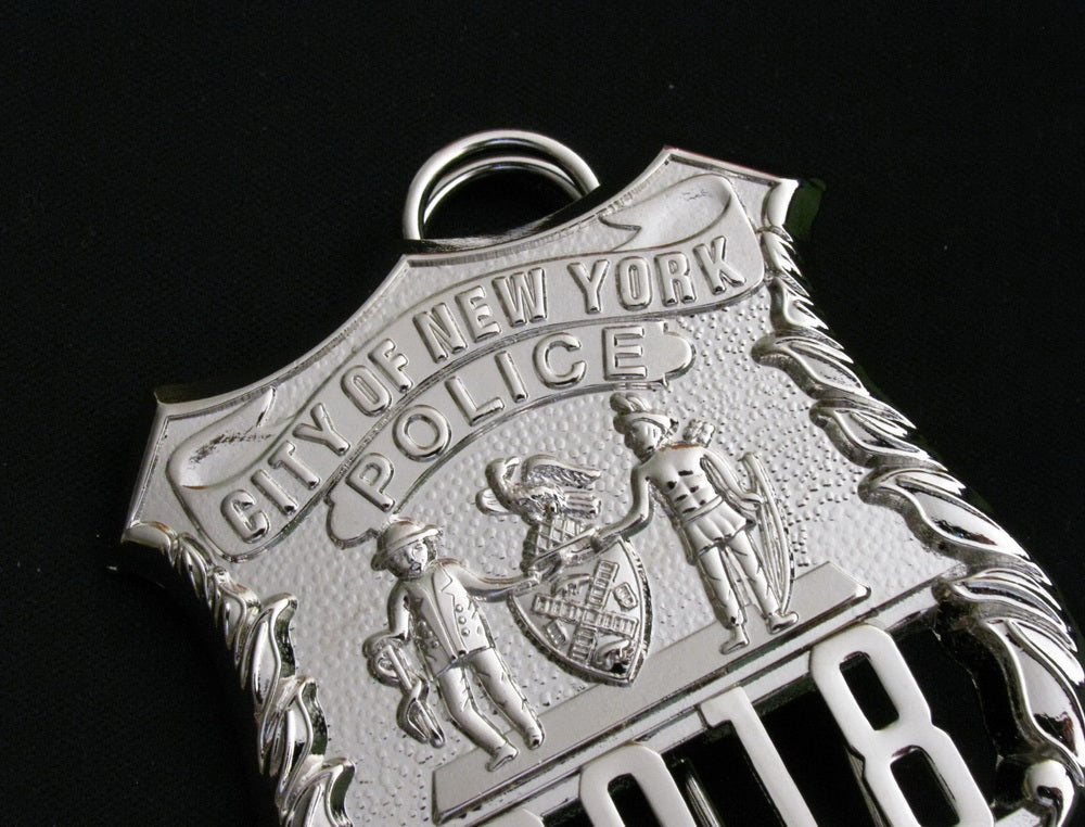 NYPD New York Police Detective Badge Solid Copper Replica Movie Props With Number 6818