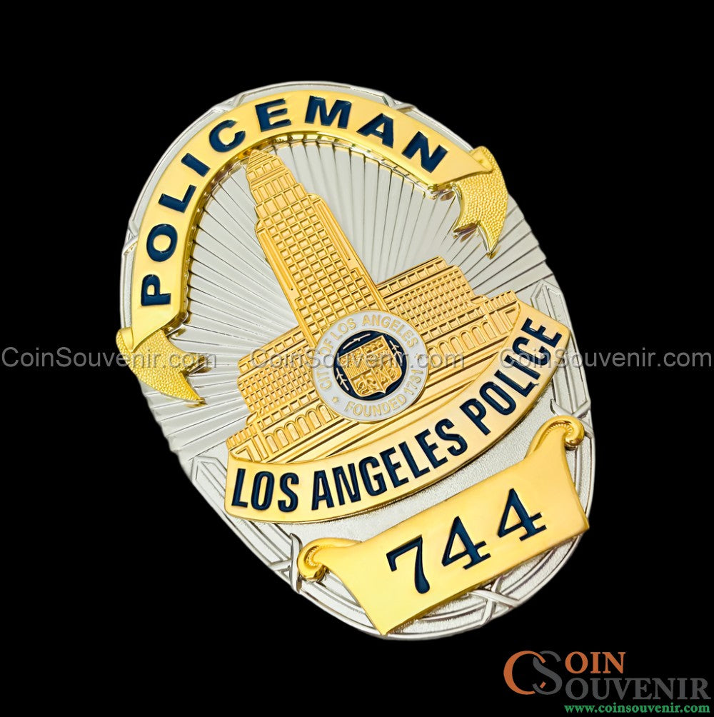 Adam 12 Pete Malloy #744 LAPD POLICEMAN Badge – Coin Souvenir
