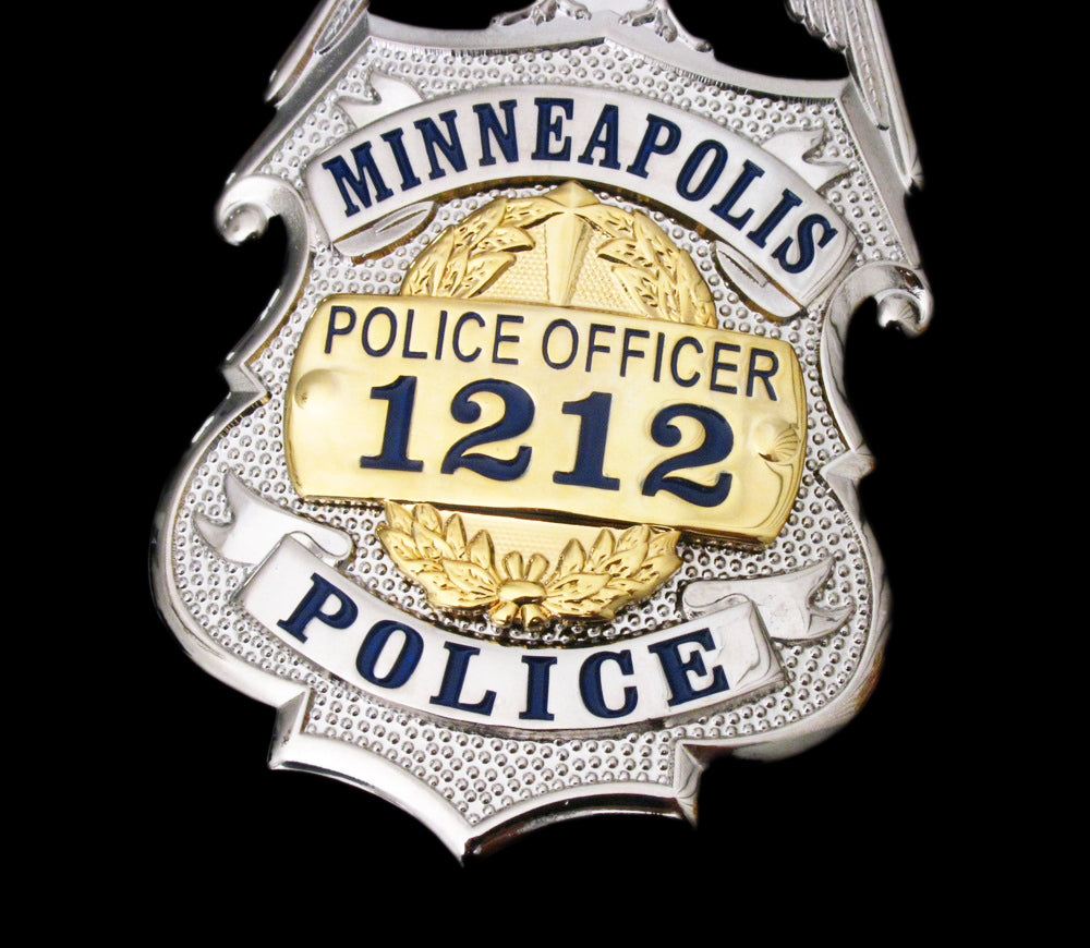 US Minneapolis Police Officer Badge #1212 Solid Copper Replica Movie Props