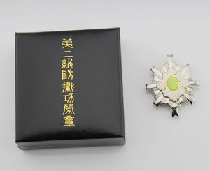 Japan 2nd Level Defense Cherry Blossoms Badge Japanese Honor Medal With Display Box