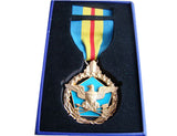 DOD Medal of Honor With Box Replica Movie Prop