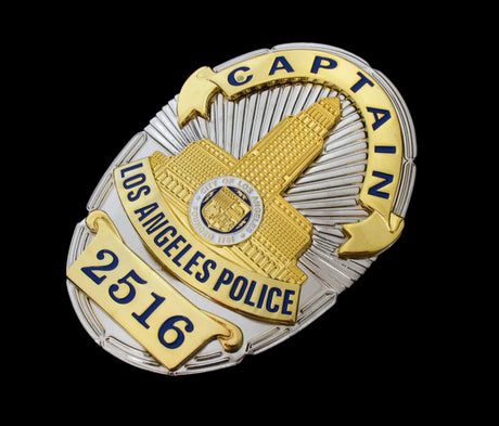 LAPD Los Angeles Polizeikapitänsabzeichen, massives Kupfer, Nachbildung von Film-Requisiten, mit der Nummer 2516