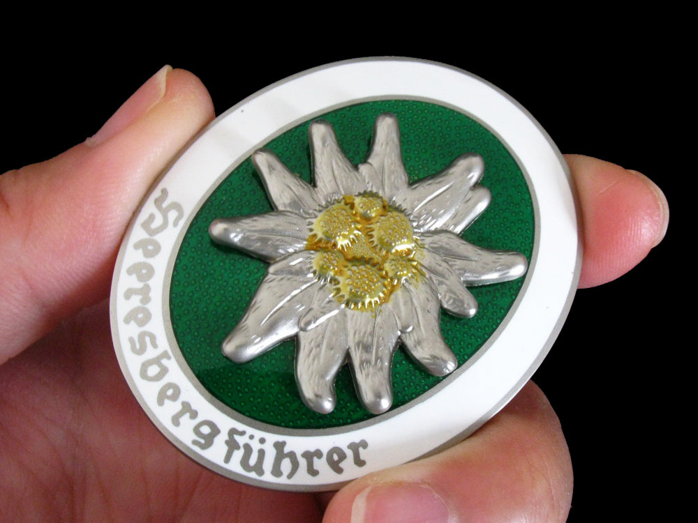 German Mountain Division Edelweiss Badge Cosplay Movie Props Replica
