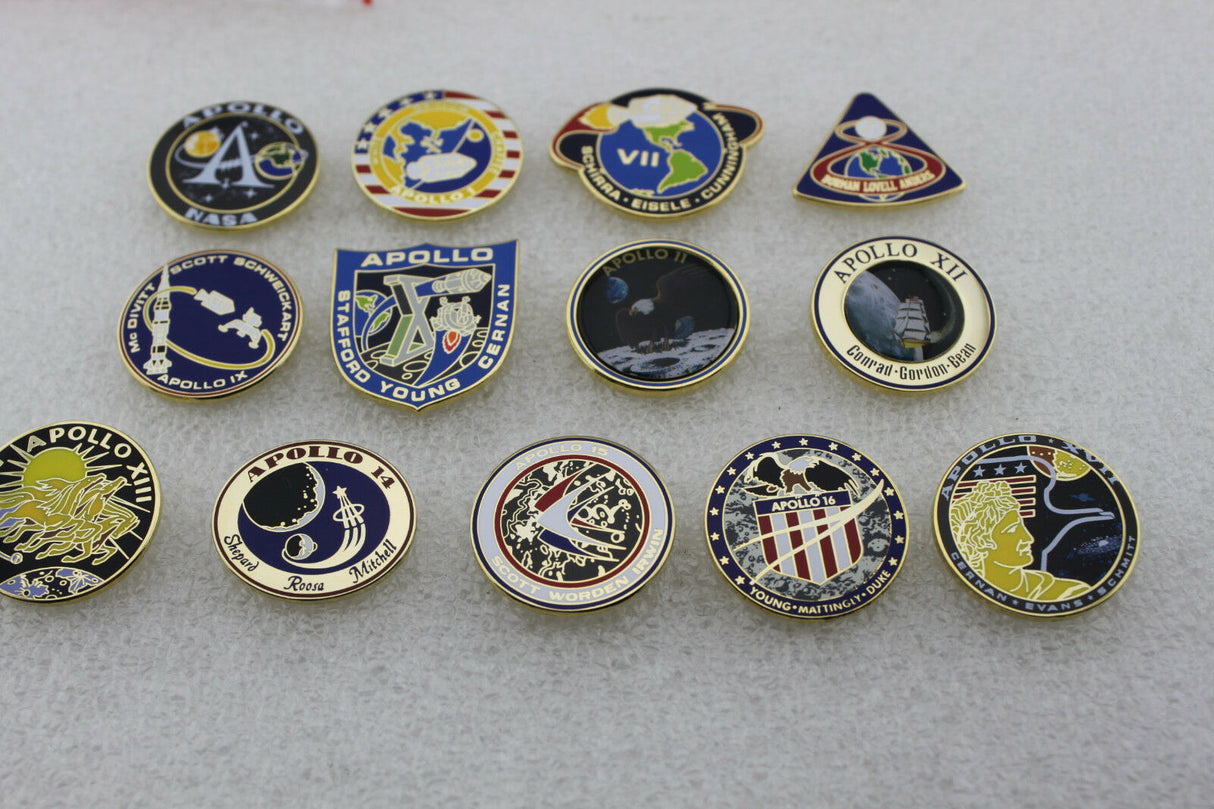 Golden Badge Pins (10 pieces)